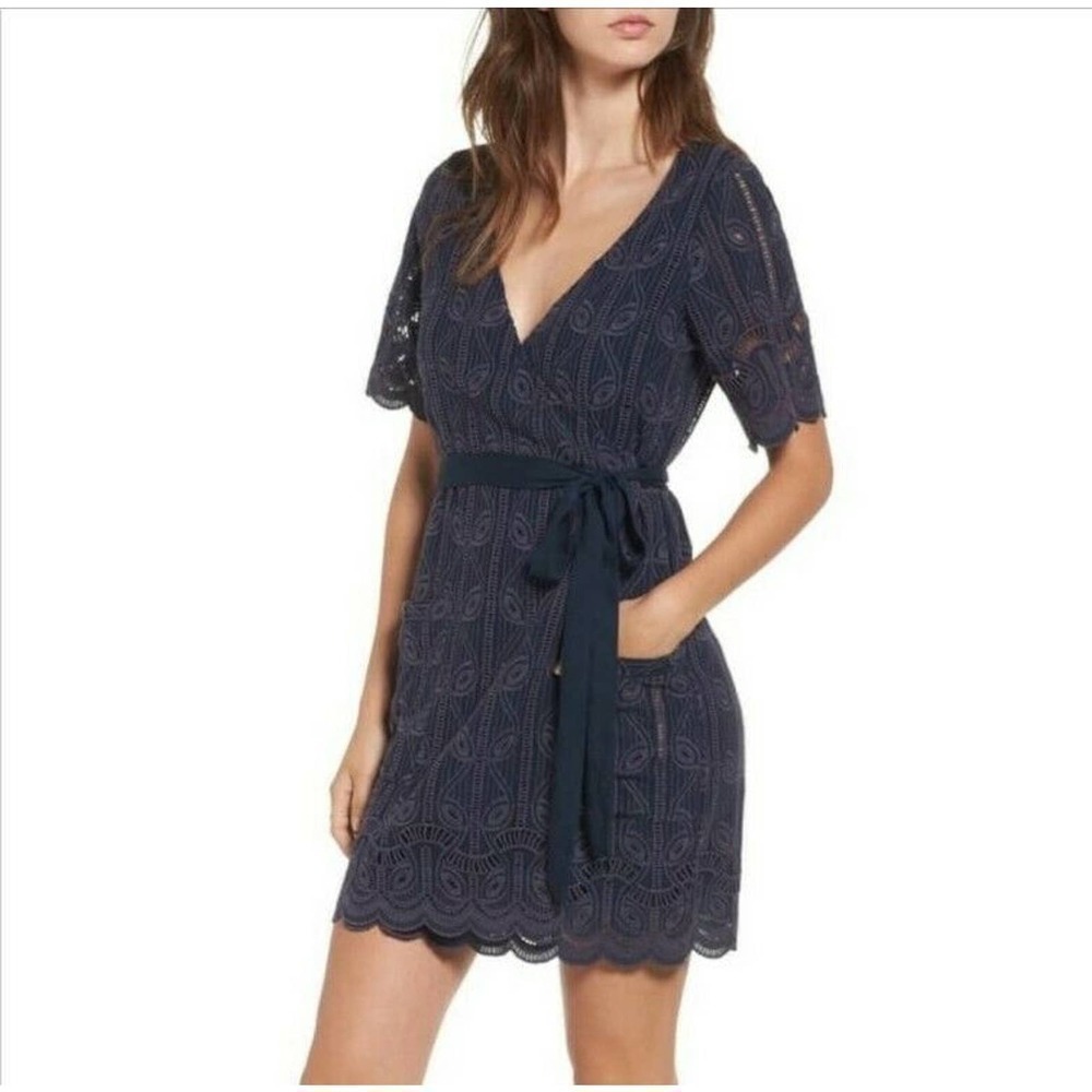 Tularosa Rocky Cutwork Short Sleeve Wrap Dress Size S Navy Blue Eyelet